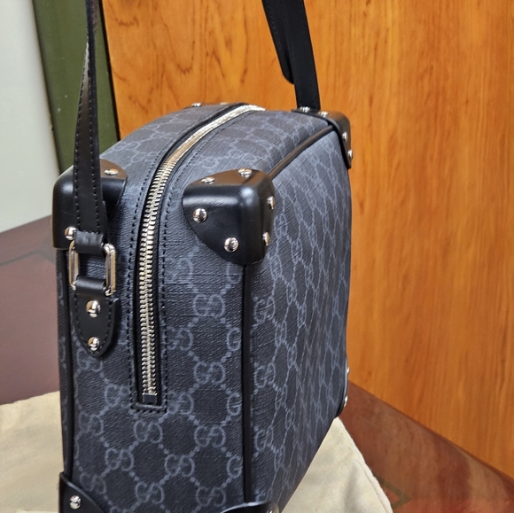 GUCCI GG Shoulder Bag With Leather Details - Picture 3 of 10